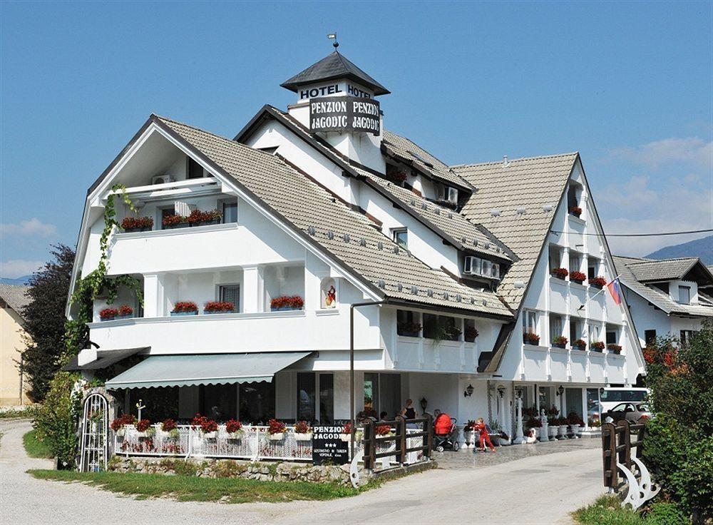 Jagodic Garni Hotel Церклье-на-Гореньскем Экстерьер фото